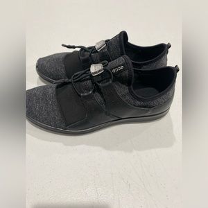 Eco Neoprene slip ons